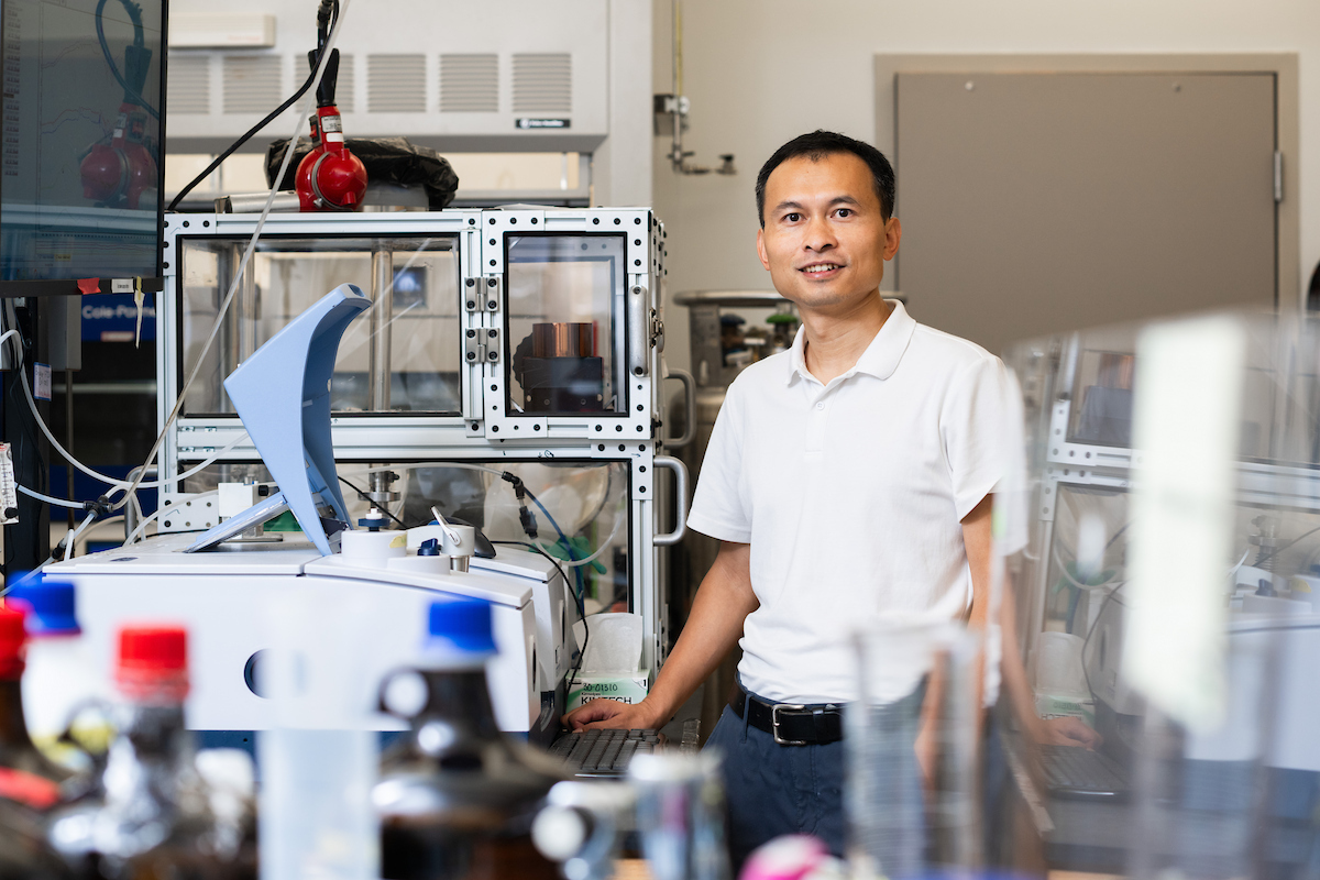 Research associate professor Kui Tan